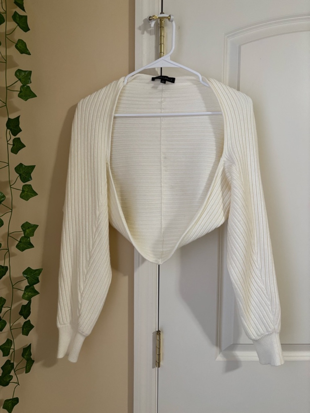 white ribbed bolero cardigan